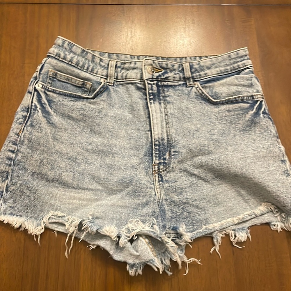 H&M cutoff denim shirts